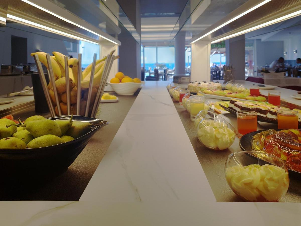 Psarou  Tsamis Zante Suites (Adults Only) מראה חיצוני תמונה A buffet at a hotel