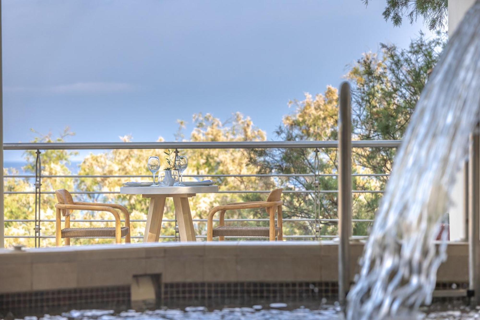 Psarou  Tsamis Zante Suites (Adults Only) מראה חיצוני תמונה The outdoor spa at the hotel
