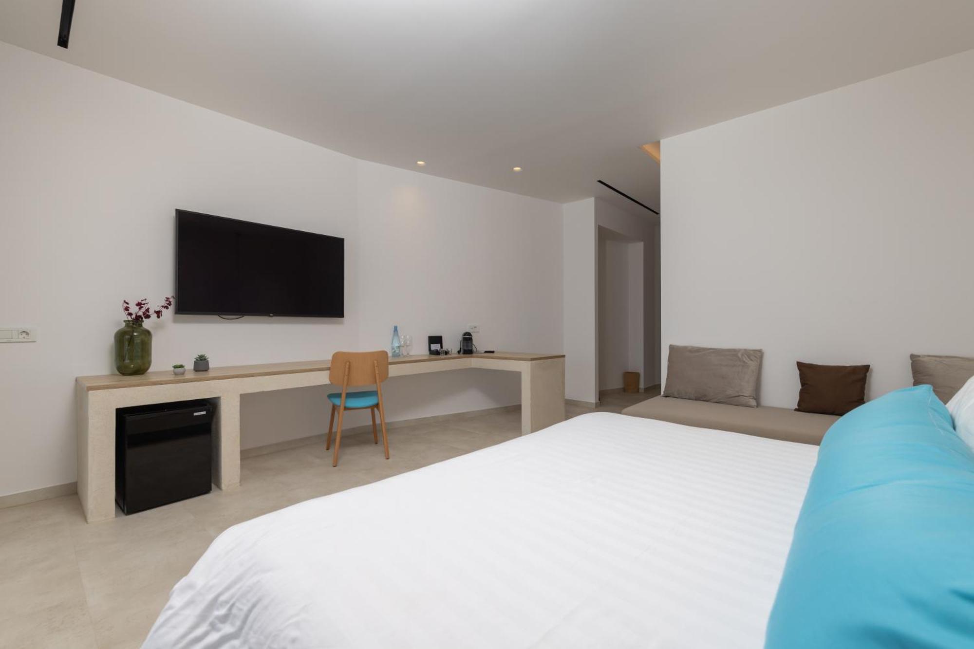 Psarou  Tsamis Zante Suites (Adults Only) מראה חיצוני תמונה Deluxe room