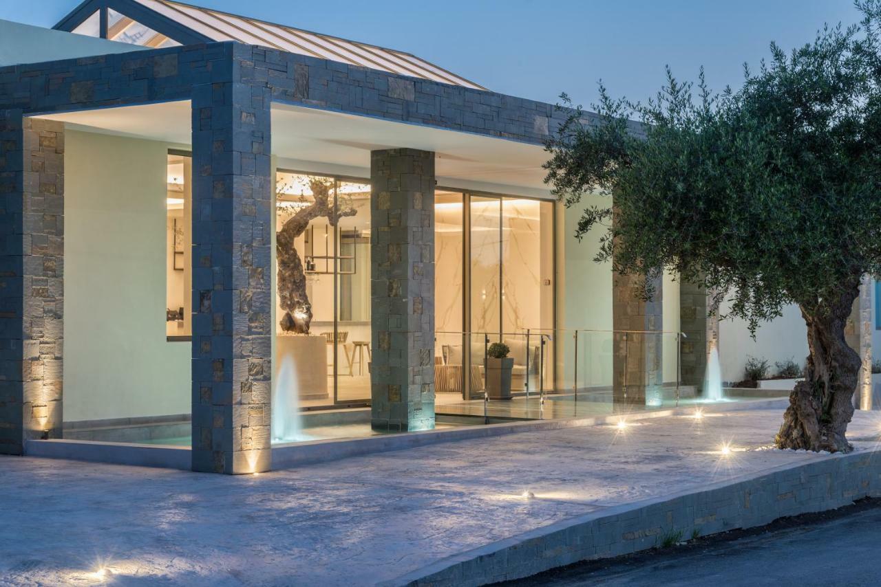 Psarou  Tsamis Zante Suites (Adults Only) מראה חיצוני תמונה Entrance of the museum